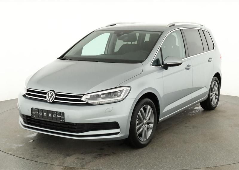 Neu VW Touran Comfortline 150 PS (110 kW) 2026 Oyster silber metallic Van / Kleinbus
