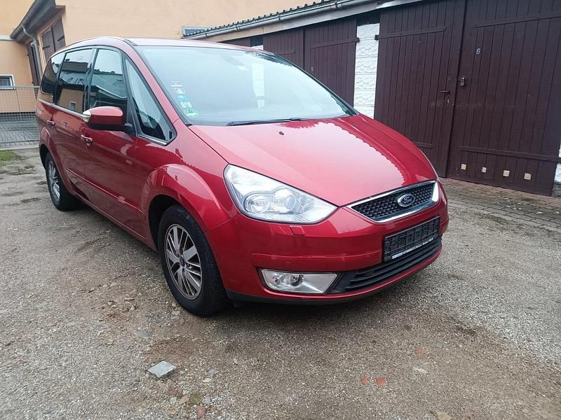Gebraucht Ford Galaxy Ghia 131 PS (96 kW) 2007 Rot Van / Kleinbus