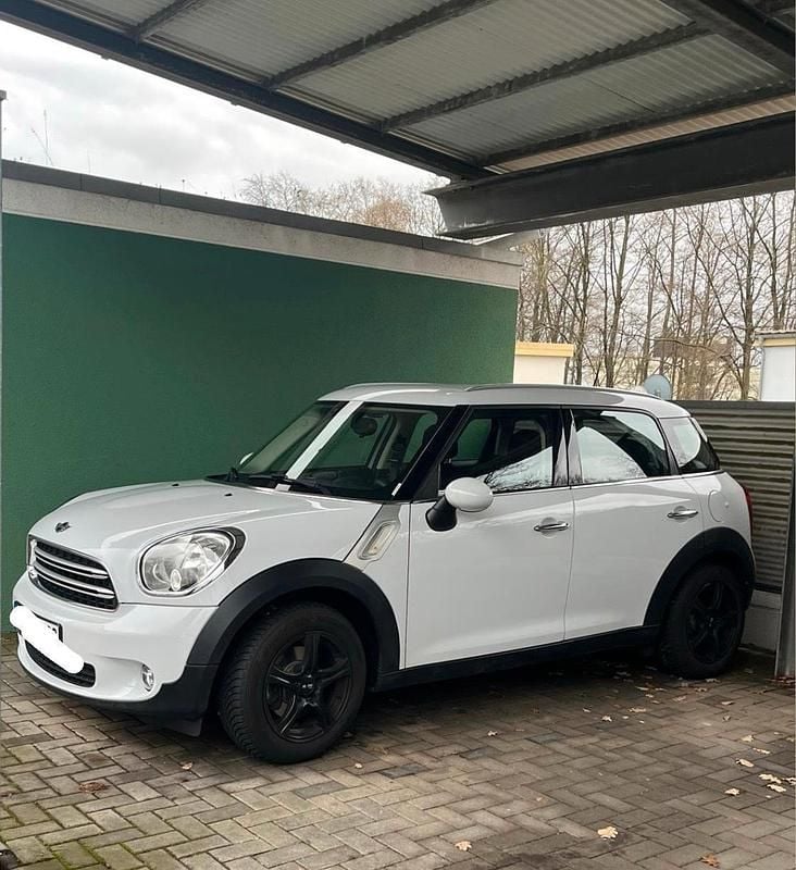 Weiß Gebraucht 2016 Mini Countryman SUV | 10.700 € - Bild 1/4