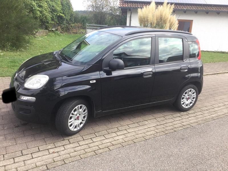 Schwarz Gebraucht 2013 Fiat Panda Kleinwagen | 5.490 € (Fairer Preis) - Bild 1/4
