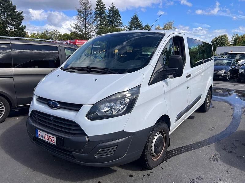 Weiß Gebraucht 2014 Ford Transit Custom Van / Kleinbus | 10.980 € (Fairer Preis) - Bild 1/4