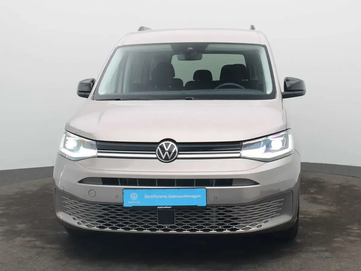 Gebraucht VW Caddy Life 122 PS (89 kW) 2025 Mojave beige metallic Van / Kleinbus