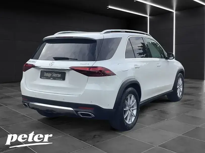 Gebraucht Mercedes GLE300 272 PS (200 kW) 2024 Unilack polarweiß SUV