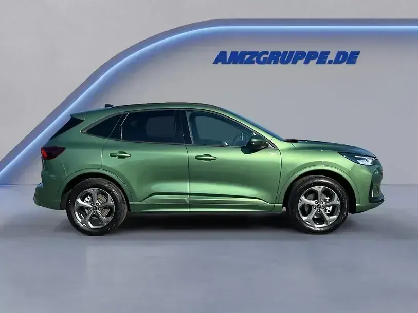 Neu Ford Kuga ST-Line 186 PS (136 kW) 2026 Grün (bursting green met) SUV