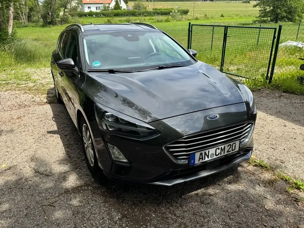 Gebraucht Ford Focus Cool & Connect 150 PS (110 kW) 2019 Grau Limousine