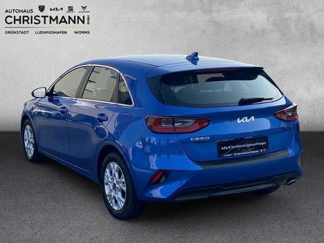 Gebraucht Kia Ceed Vision 120 PS (88 kW) 2022 Blue flame Kleinwagen