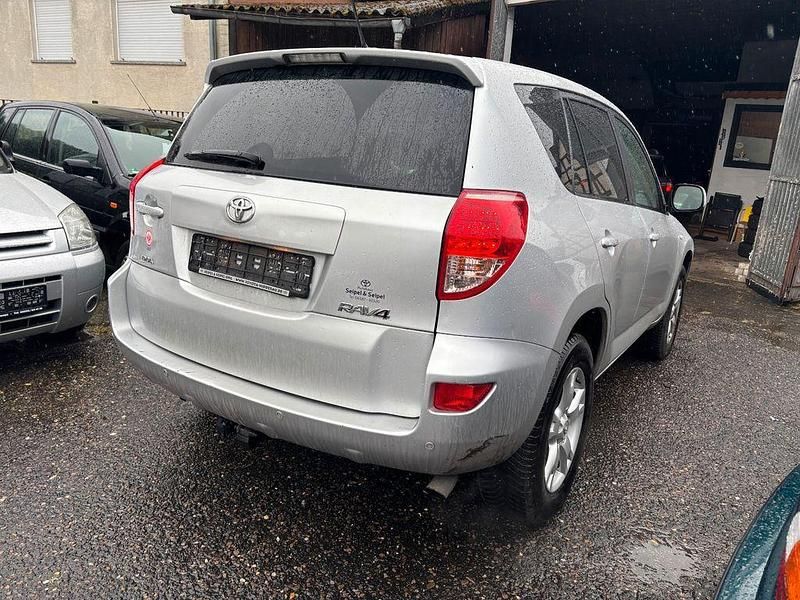 Gebraucht Toyota RAV4 Sol 152 PS (111 kW) 2009 Silber SUV