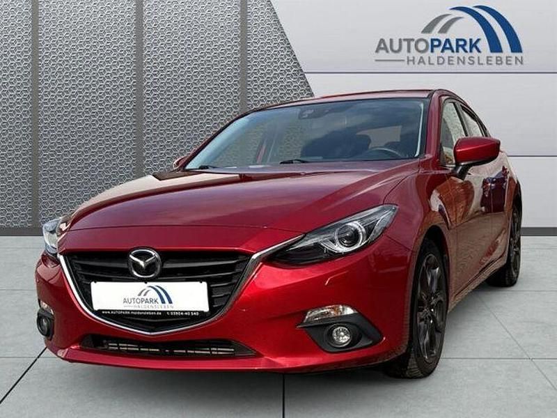Gebraucht Mazda 3 Nakama 150 PS (110 kW) 2017 Rot Kleinwagen