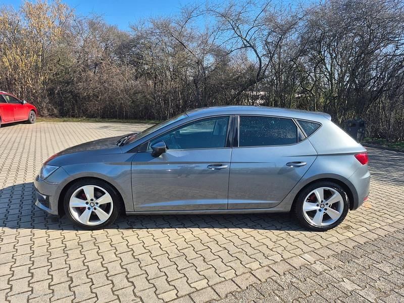 Gebraucht Seat Leon FR 150 PS (110 kW) 2016 Grau Kleinwagen