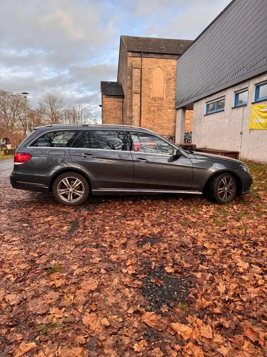 Gebraucht Mercedes E250 2013 Grau Kombi