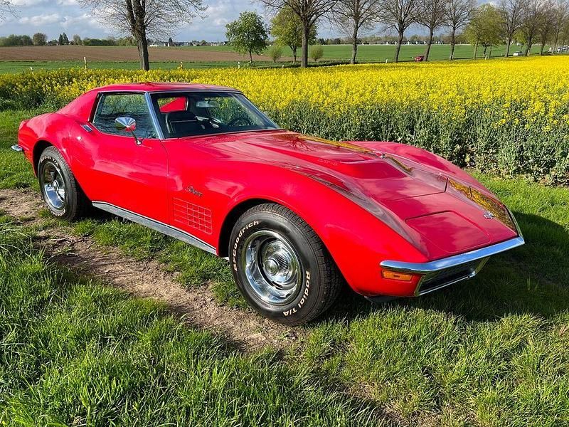 Second-hand Corvette C3 250 CP (183 kW) 1972 Roșu Cabrio