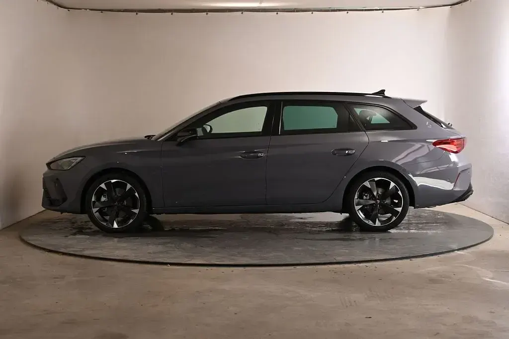 Neu Cupra Leon 204 PS (150 kW) 2026 Grau Limousine