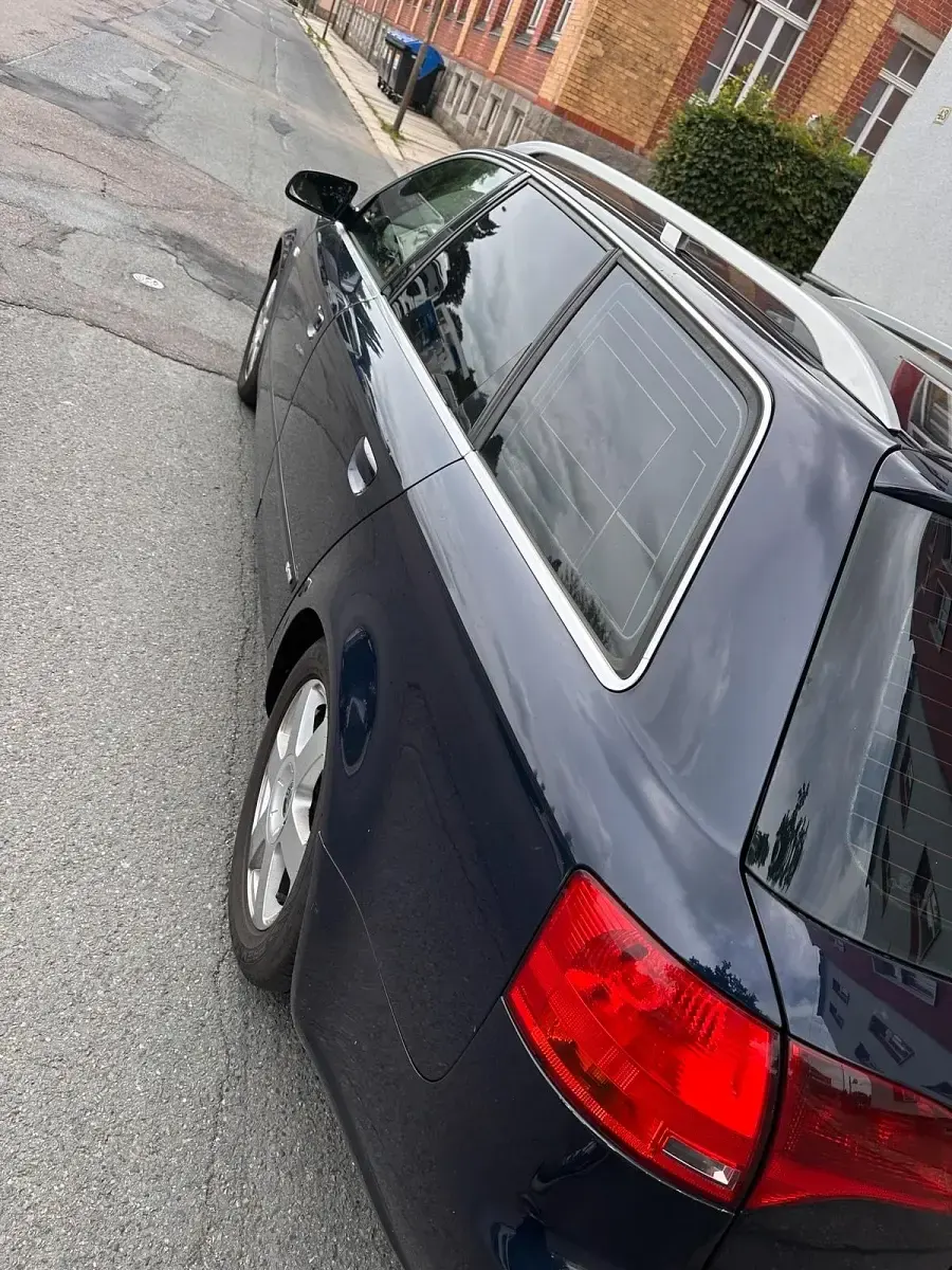 Gebraucht Audi A4 140 PS (102 kW) 2005 Blau Kombi