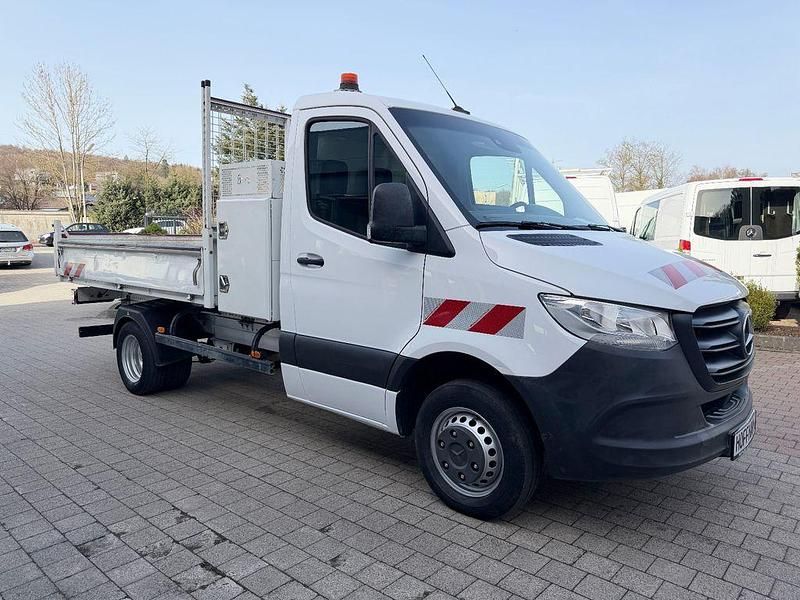 Gebraucht Mercedes Sprinter 150 PS (110 kW) 2022 Arktikweiss Van