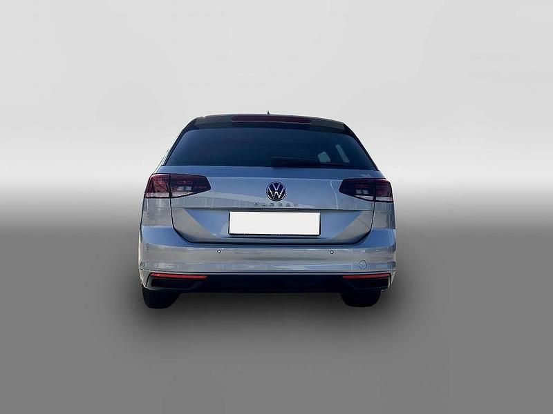 Gebraucht VW Passat Conceptline 150 PS (110 kW) 2021 Silber Kombi