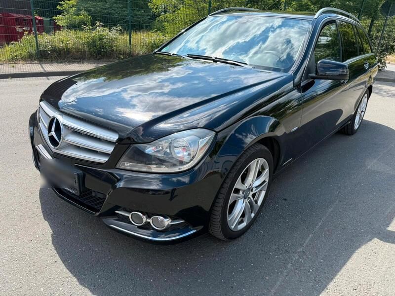 Schwarz Gebraucht 2012 Mercedes C200 Kombi | 6.850 € (Guter Preis) - Bild 1/4