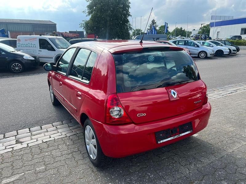 Gebraucht Renault Clio II Campus 58 PS (42 kW) 2009 Rot Kleinwagen
