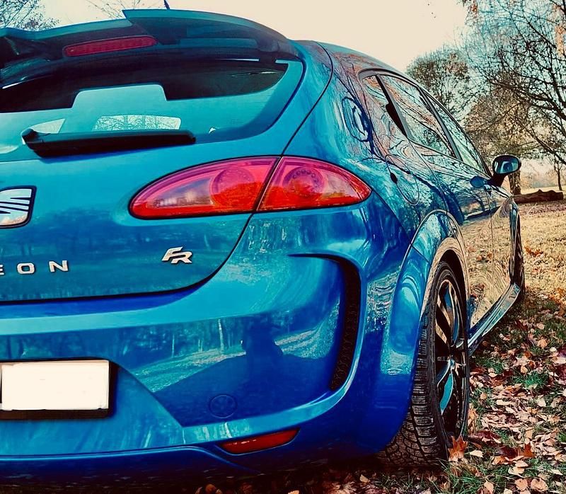 Blau Gebraucht 2009 Cupra Leon Limousine | 5.450 € (Fairer Preis) - Bild 1/4