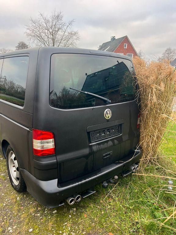 Gebraucht VW Multivan Highline 174 PS (127 kW) 2008 Schwarz Van