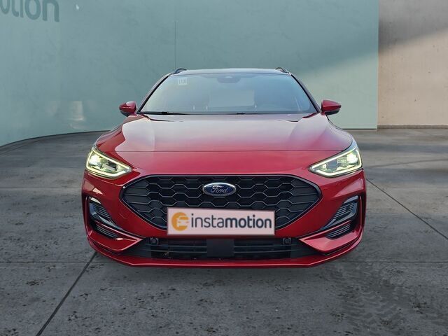 Gebraucht Ford Focus ST-Line 155 PS (114 kW) 2023 Rot Kombi