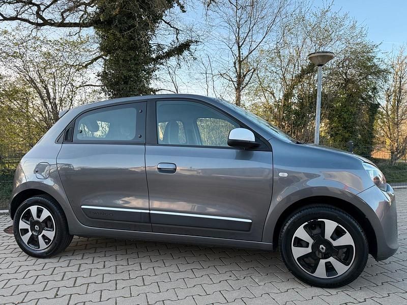 Gebraucht Renault Twingo 71 PS (52 kW) 2016 Grau Kleinwagen