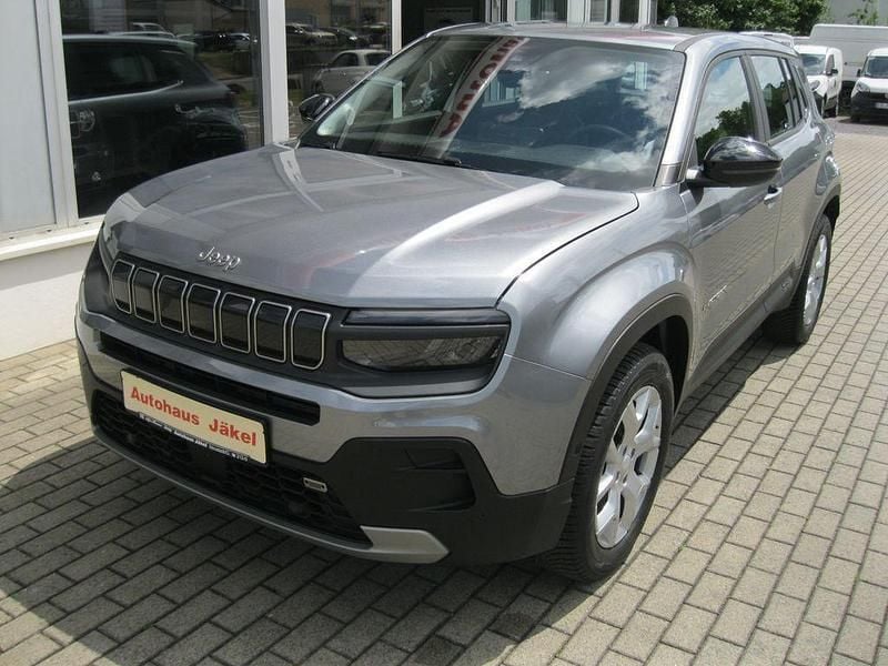 Grau Gebraucht 2024 Jeep Avenger Altitude SUV | 19.950 € (Fairer Preis) - Bild 1/3