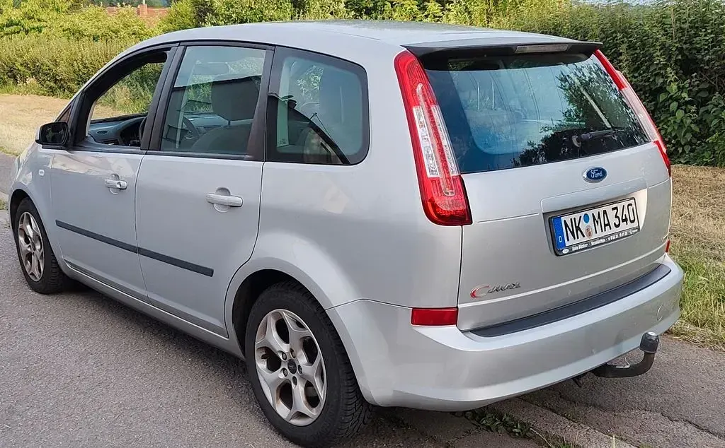 Gebraucht Ford C-MAX Style 125 PS (91 kW) 2007 Silber Van / Kleinbus