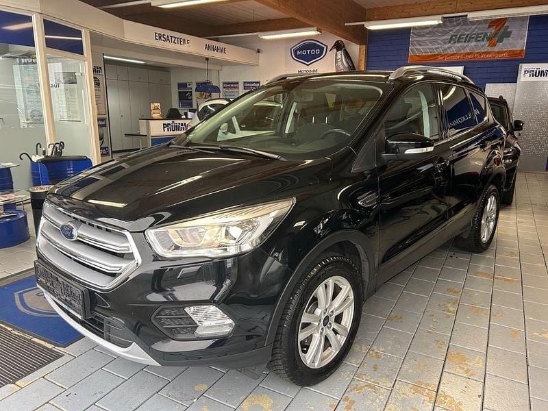 Schwarz Gebraucht 2018 Ford Kuga Cool & Connect SUV | 10.800 € (Superpreis) - Bild 1/4