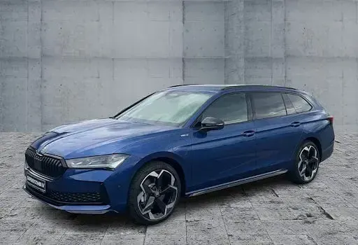 Neu Skoda Superb SportLine 204 PS (150 kW) 2026 Blau Kombi