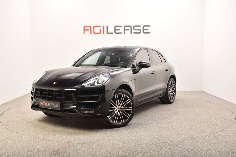 Schwarz Gebraucht 2014 Porsche Macan Turbo Chrono SUV | 32.625 € (Etwas zu teuer) - Bild 1/4