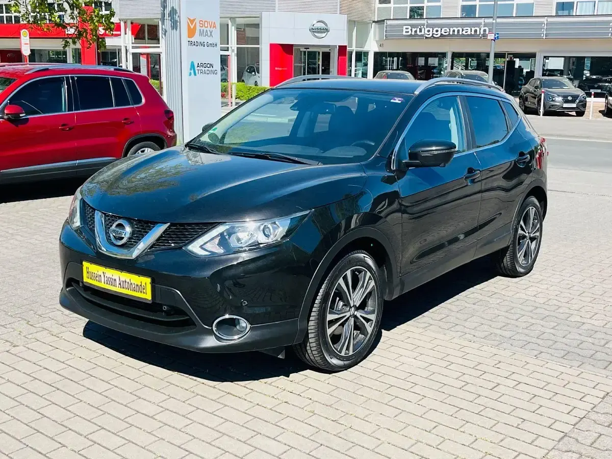 Gebraucht Nissan Qashqai Black Edition 131 PS (96 kW) 2017 SUV