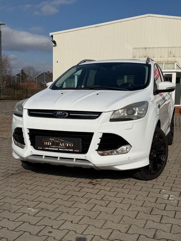 Gebraucht Ford Kuga Individual 163 PS (119 kW) 2014 Weiß SUV