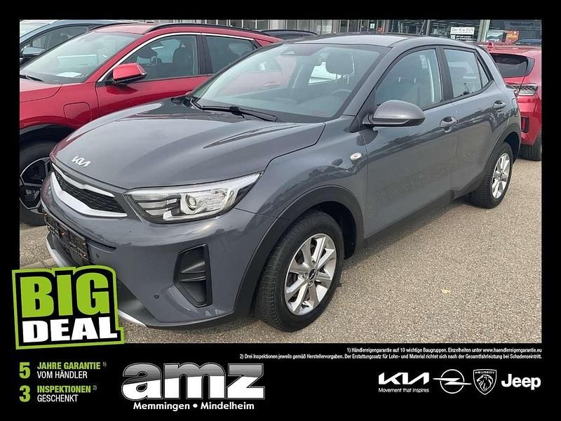 (prg) perennialgrau met. Gebraucht 2021 Kia Stonic Edition 7 SUV | 15.950 € (Guter Preis) - Bild 1/4