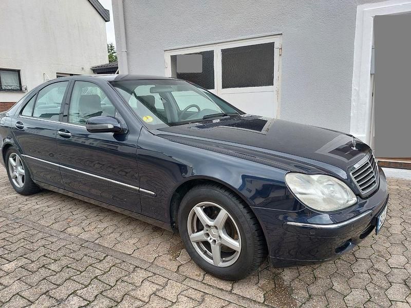 Blau Gebraucht 2001 Mercedes S320 Limousine | 10.000 € (Fairer Preis) - Bild 1/4