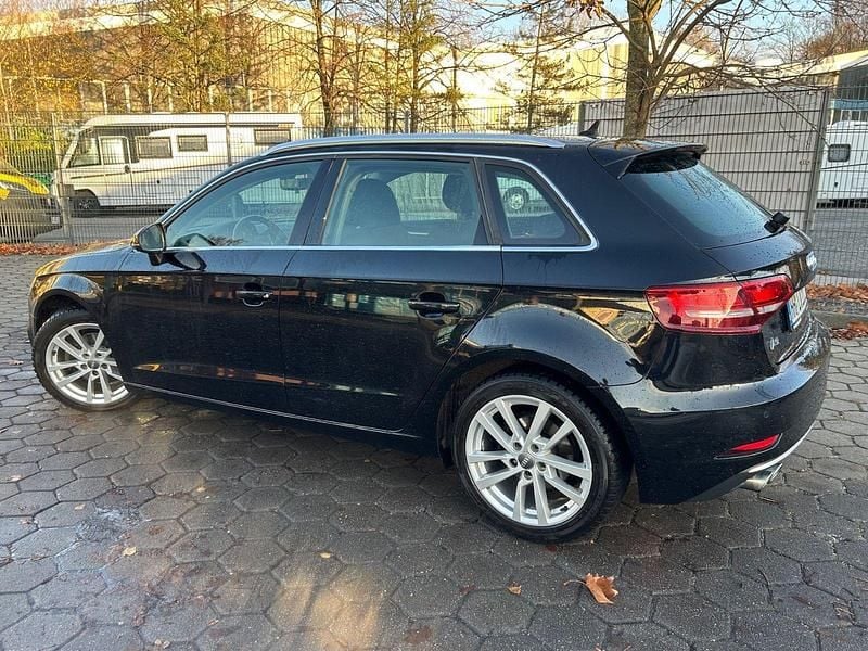 Gebraucht Audi A3 150 PS (110 kW) 2018 Schwarz Kombi