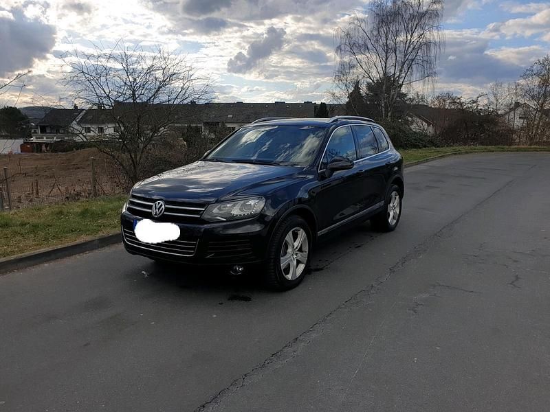 Schwarz Gebraucht 2010 VW Touareg SUV | 19.500 € (Teuer) - Bild 1/4