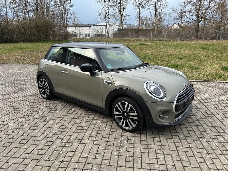 Gebraucht Mini Cooper 136 PS (100 kW) 2019 Grau Kleinwagen