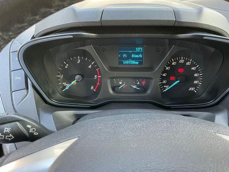 Gebraucht Ford Tourneo 170 PS (125 kW) 2017 Weiß Van / Kleinbus