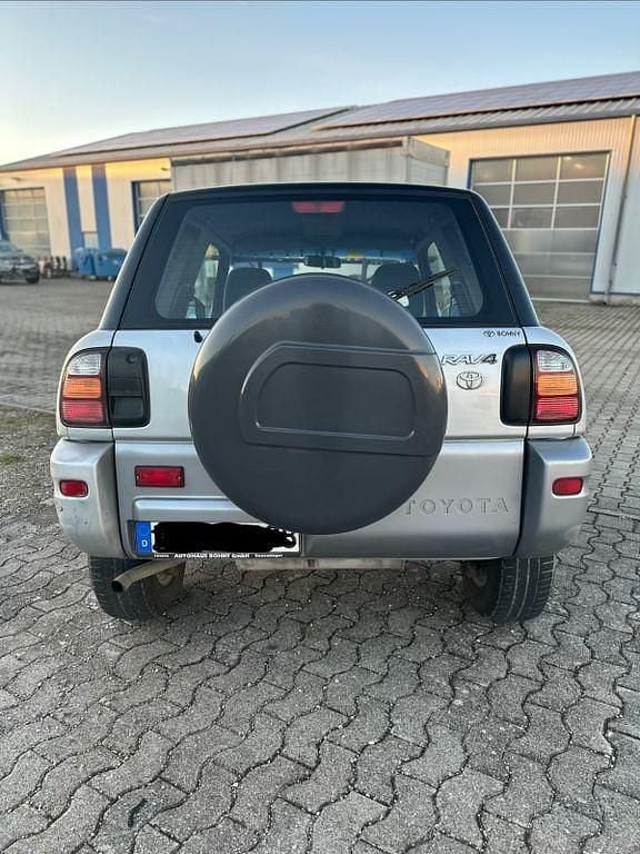 Gebraucht Toyota RAV4 128 PS (94 kW) 1998 Silber SUV
