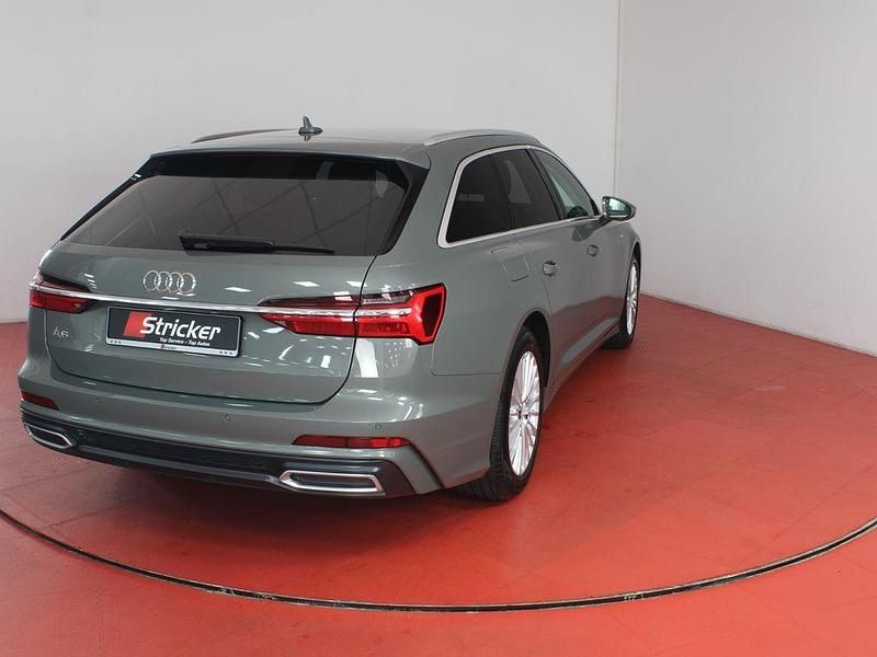 Gebraucht Audi A6 S-Line 265 PS (194 kW) 2023 Chronosgrau metallic (metallic) Kombi