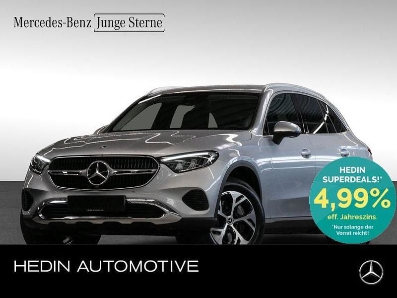 Blau Gebraucht 2024 Mercedes GLC300e Avantgarde Limousine | 53.600 € (Superpreis) - Bild 1/4