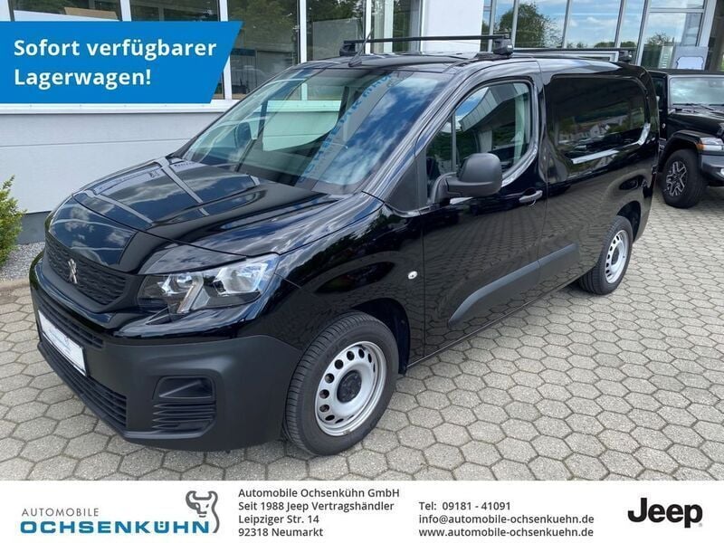 Schwarz Gebraucht 2024 Peugeot Partner Premium Van / Kleinbus | 18.990 € (Fairer Preis) - Bild 1/4