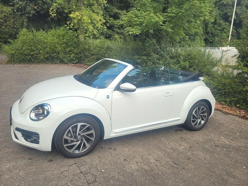 Gebraucht VW Beetle Sound 150 PS (110 kW) 2018 Weiß Kleinwagen