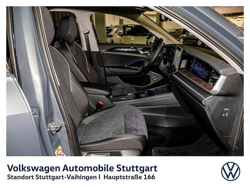 Neu VW Tayron Elegance 193 PS (141 kW) 2025 Delfingrau metallic SUV