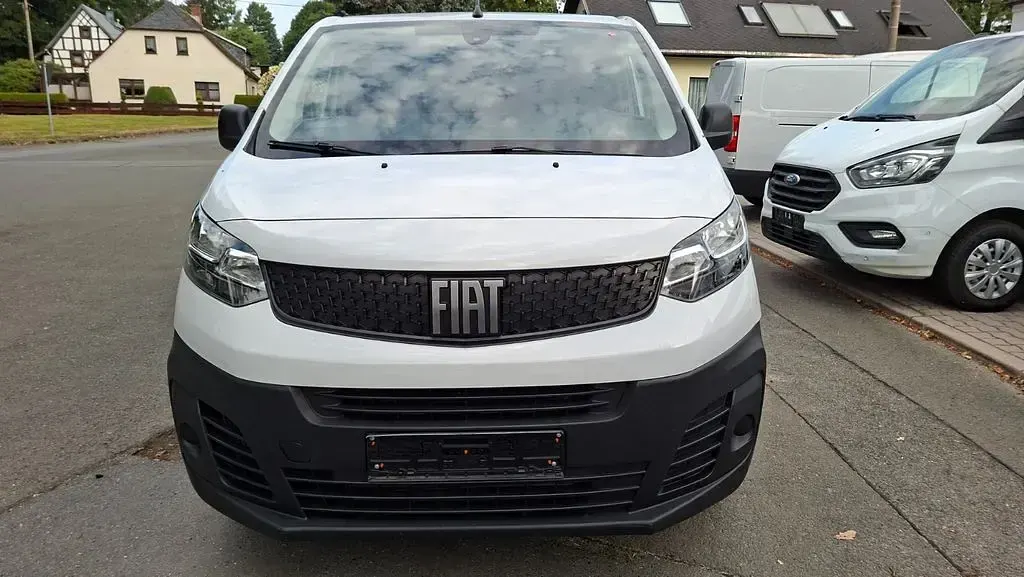 Gebraucht Fiat Scudo 102 PS (75 kW) 2023 Weiß Van