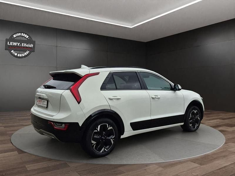 Gebraucht Kia e-Niro Inspiration 150 kW (204 PS) 2023 (ud) clear white SUV