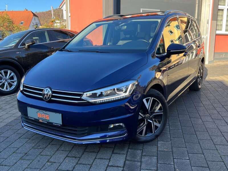 Atlantik blue metallic Gebraucht 2021 VW Touran Highline Van / Kleinbus | 28.990 € (Fairer Preis) - Bild 1/4