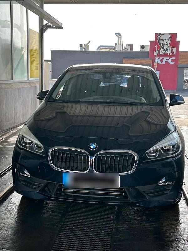 Gebraucht BMW 218 Advantage 150 PS (110 kW) 2018 Blau Kombi