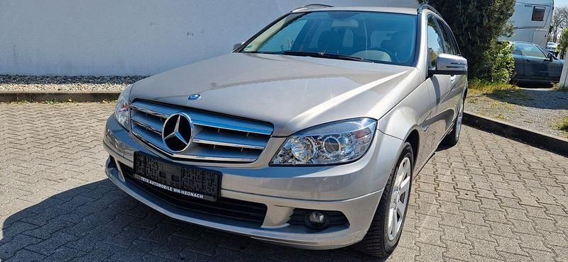Silber Gebraucht 2009 Mercedes C180 Limousine | 9.800 € (Etwas zu teuer) - Bild 1/4