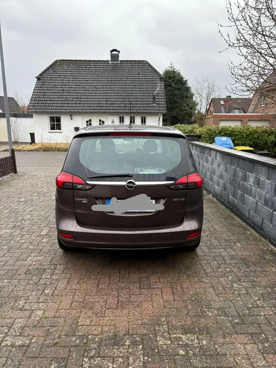 Używany Opel Zafira 110 KM (80 kW) 2017 Brązowy Minivan
